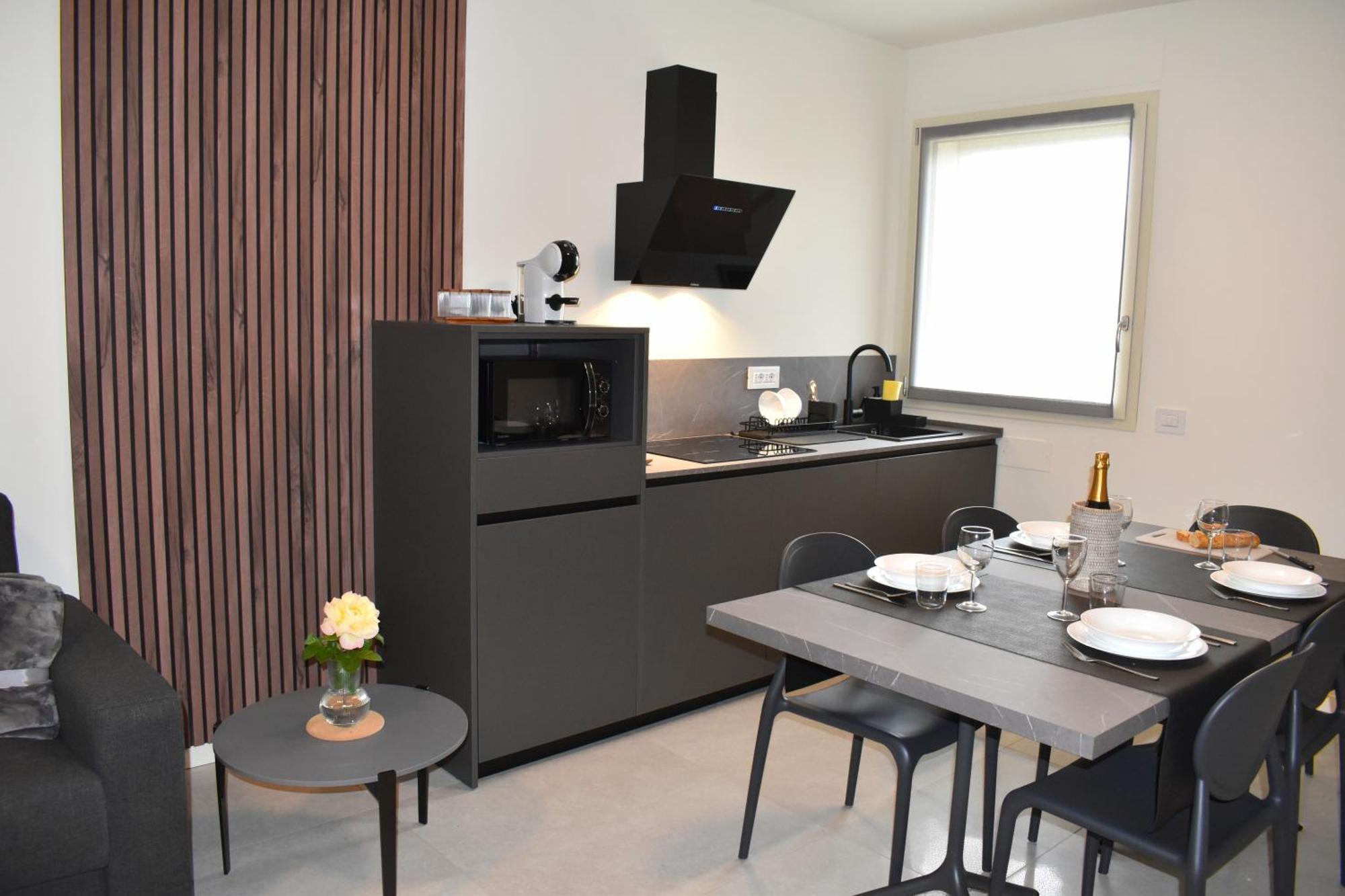 Baia Delle Rose Via Roma 111 Apartment Costa Volpino Room photo