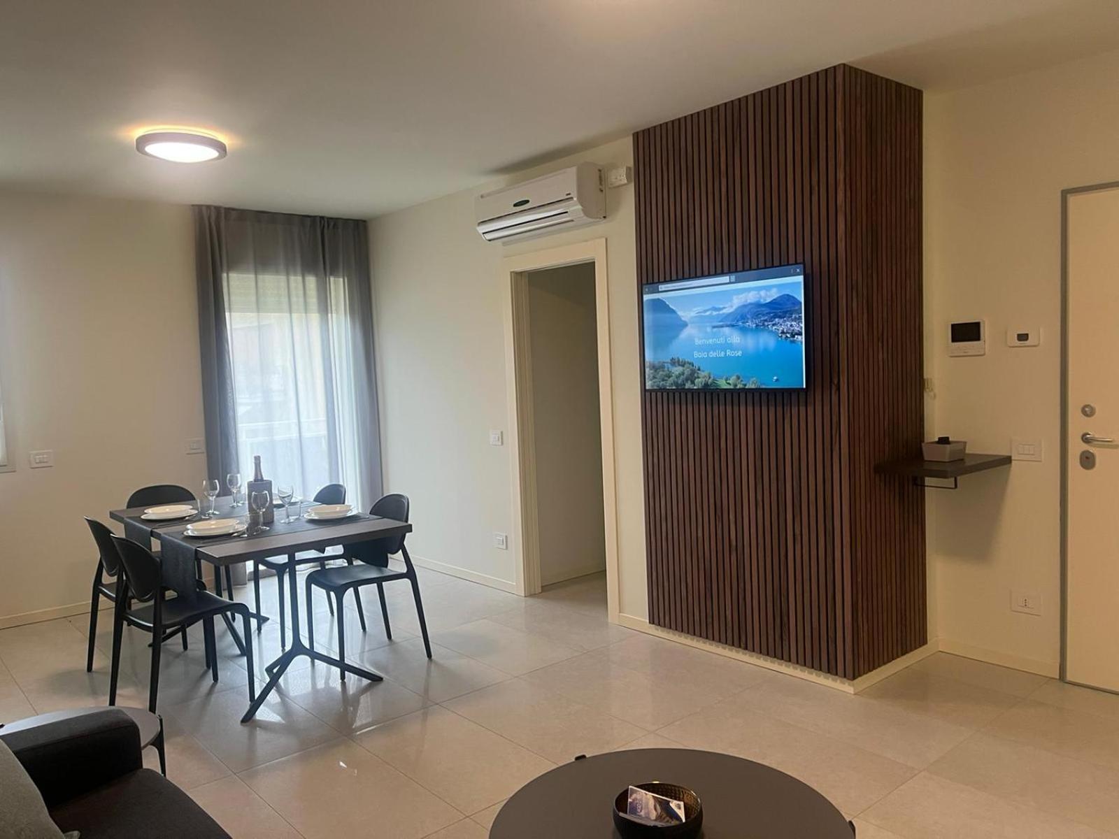 Baia Delle Rose Via Roma 111 Apartment Costa Volpino Room photo