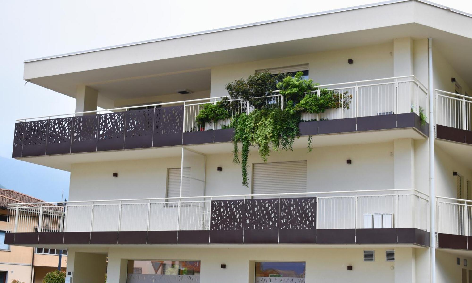 Baia Delle Rose Via Roma 111 Apartment Costa Volpino Exterior photo